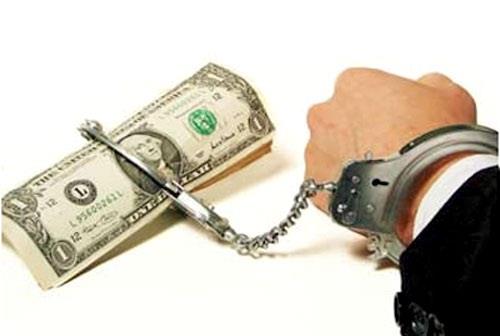 Người vay có được trả lại tiền nếu người cho vay bị bắt về tội cho vay nặng lãi?