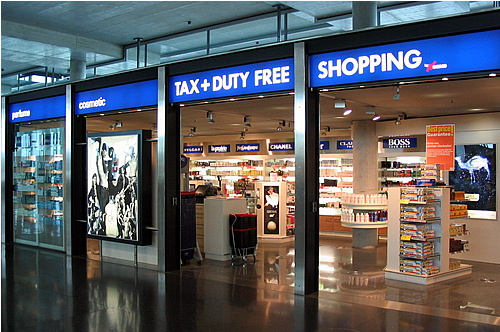 Tổng hợp các loại hàng hóa bán tại cửa hàng miễn thuế